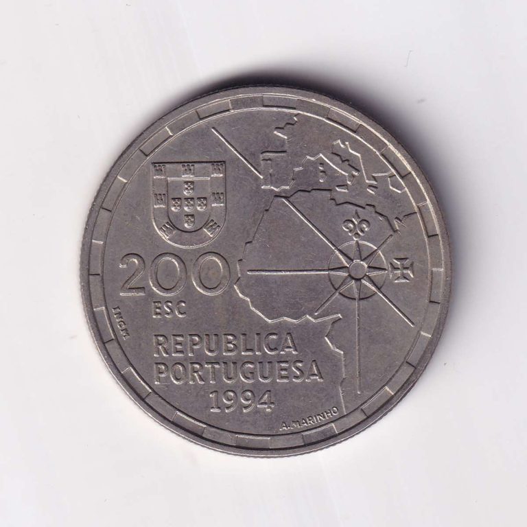 Portugal 200 Escudos (Dividing Up The World) Commemorative Coin - Image 2