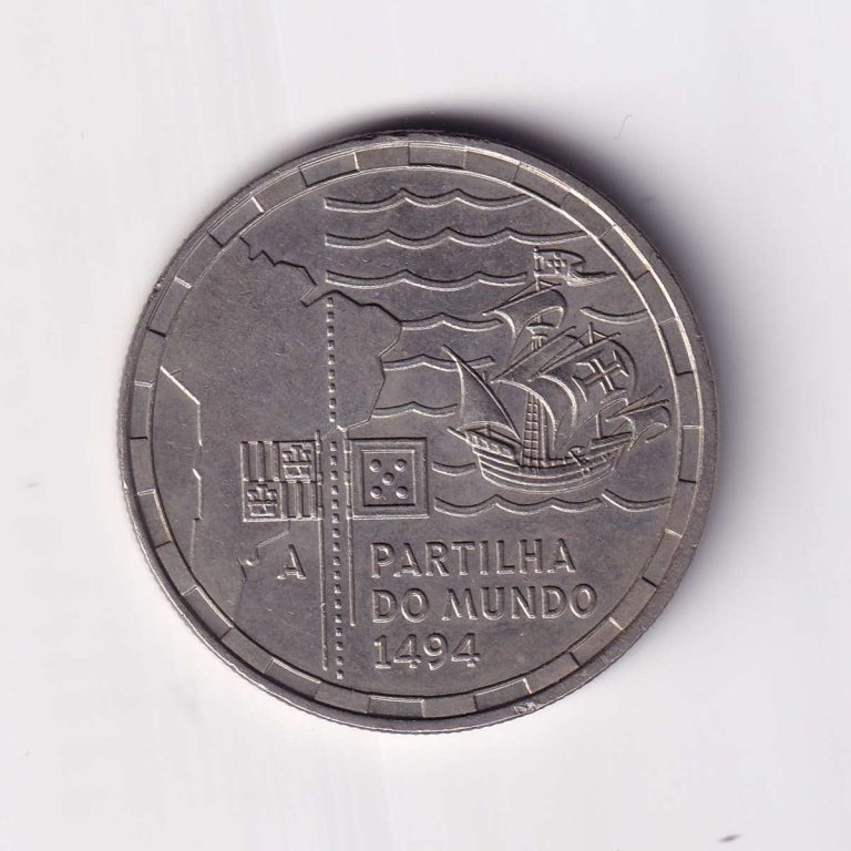 Portugal 200 Escudos (Dividing Up The World) Commemorative Coin