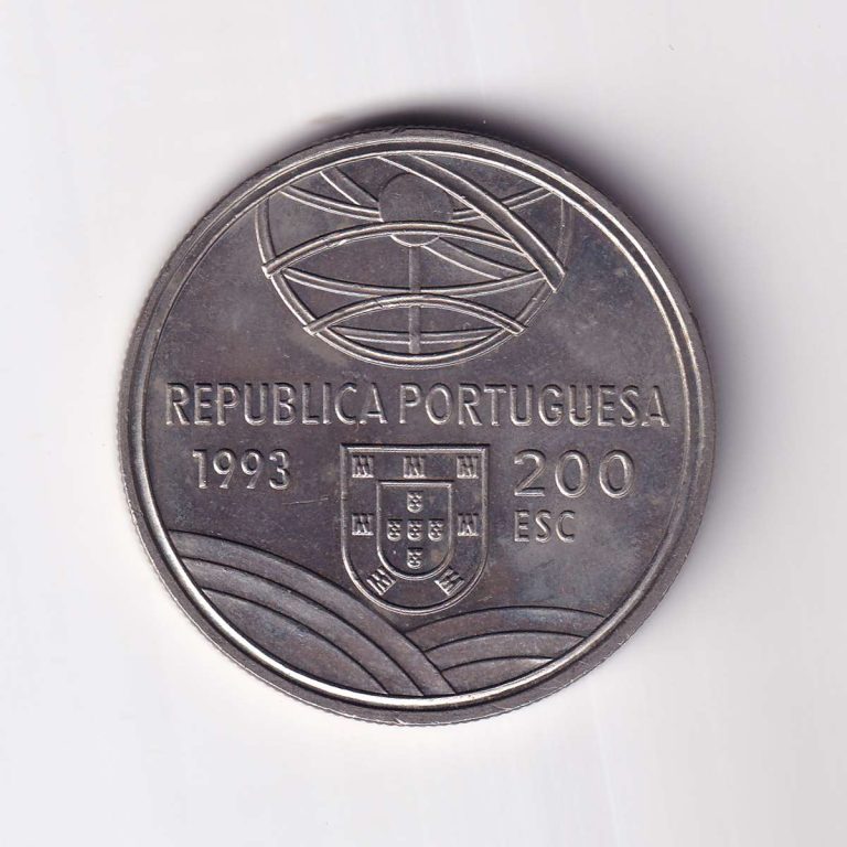 Portugal 200 Escudos (Espingarda) Circulating Commemorative Coin - Image 2